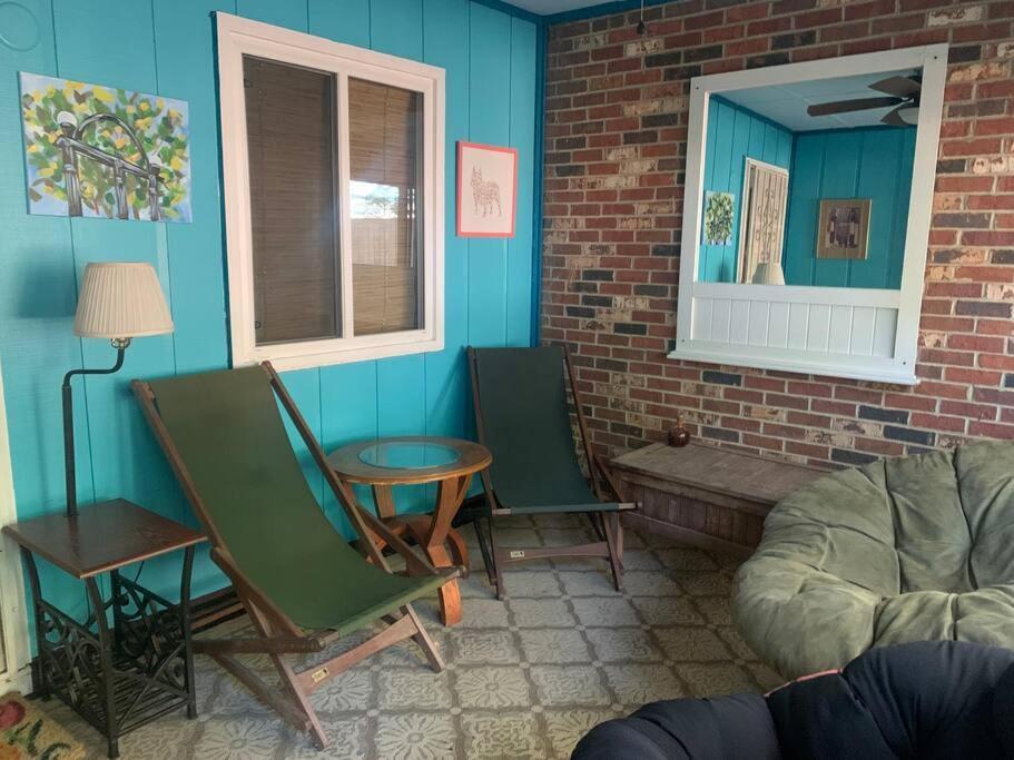 Family Friendly Downtown Home - Private Yard & Grill - Location, Location, Location! Athens Exteriör bild