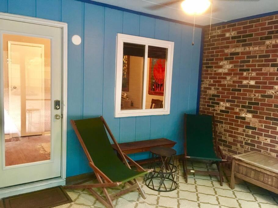 Family Friendly Downtown Home - Private Yard & Grill - Location, Location, Location! Athens Exteriör bild